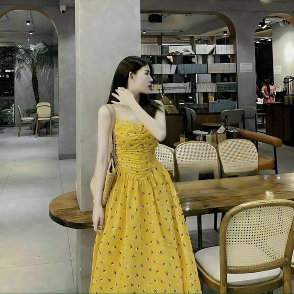 Đầm váy nữ voan hoa áo 2 dây nhún ngực chạy mocking phối chân váy xoè dáng dài xinh xắn dành cho nàng diện đi chơi, đi tiệc - Hình ảnh 2