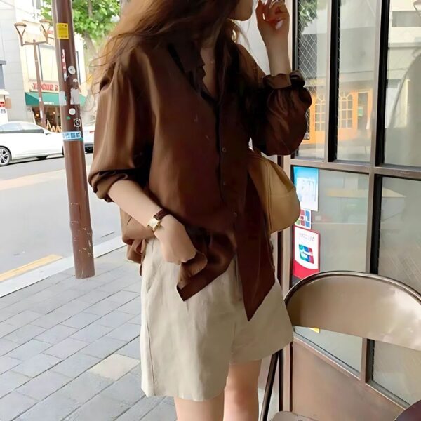 Set đồ nữ áo sơ mi tay dài lụa ý phối quần lỡ bố xước xinh xắn dành cho nàng diện đi chơi, đi biển - Hình ảnh 4
