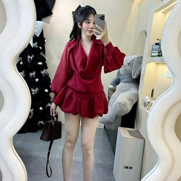 Set đồ nữ áo tơ nến tay dài cổ chữ kèm chân váy xoè xếp ly xinh xắn dành cho nàng diện đi chơi - Hình ảnh 5