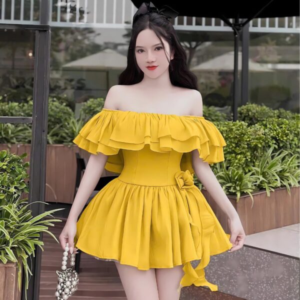 Đầm váy nữ tơ kèm hoa áo trễ vai có mút ngực phối chân váy xoè xếp ly có quần trong xinh xắn dành cho nàng diện đi chơi - Hình ảnh 5