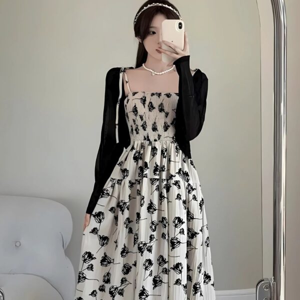 Đầm váy nữ áo 2 dây cổ vuông in hoạ tiết mocking thân trước thân sau chân váy form dáng dài xoè xếp ly kèm áo khoác tay dài xinh xắn dành cho các nàng diện đi chơi - Hình ảnh 6