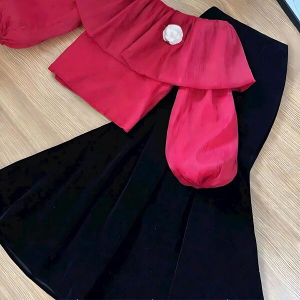 Set đồ nữ áo tơ trễ vai đính hoa kèm chân váy nhung dáng dài xoè xinh xắn dành cho nàng diện đi chơi, đi tiệc - Hình ảnh 7