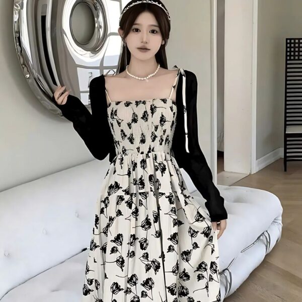 Đầm váy nữ áo 2 dây cổ vuông in hoạ tiết mocking thân trước thân sau chân váy form dáng dài xoè xếp ly kèm áo khoác tay dài xinh xắn dành cho các nàng diện đi chơi - Hình ảnh 8