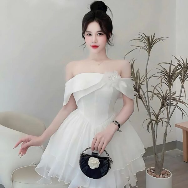 Đầm váy nữ đầm tapta trễ vai có mút phối chân váy tơ nến có lót quần kèm phụ kiện hoa xinh xắn dành cho nàng diện đi chơi, đi tiệc - Hình ảnh 2