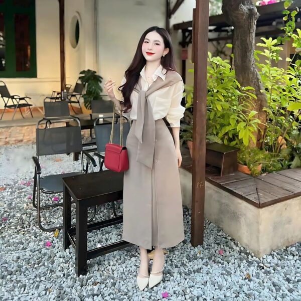Set đồ nữ áo lụa tay dài phối chân váy kaki form dáng dài đính cúc kèm khăn choàng siêu xinh dành cho nàng diện đi chơi, đi tiệc - Hình ảnh 4