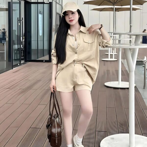 Set đồ nữ cotton lạnh áo sơ mi cúc bấm kèm quần đùi cá tính dành cho nàng diện đi chơi - Hình ảnh 4